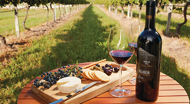 See more info about Stanthorpe 2 Day Wine Tour in 