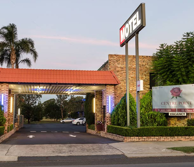 cente-point-mid-city-motor-inn-gallery-header-2