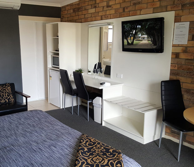 cente-point-mid-city-motor-inn-gallery-header-4